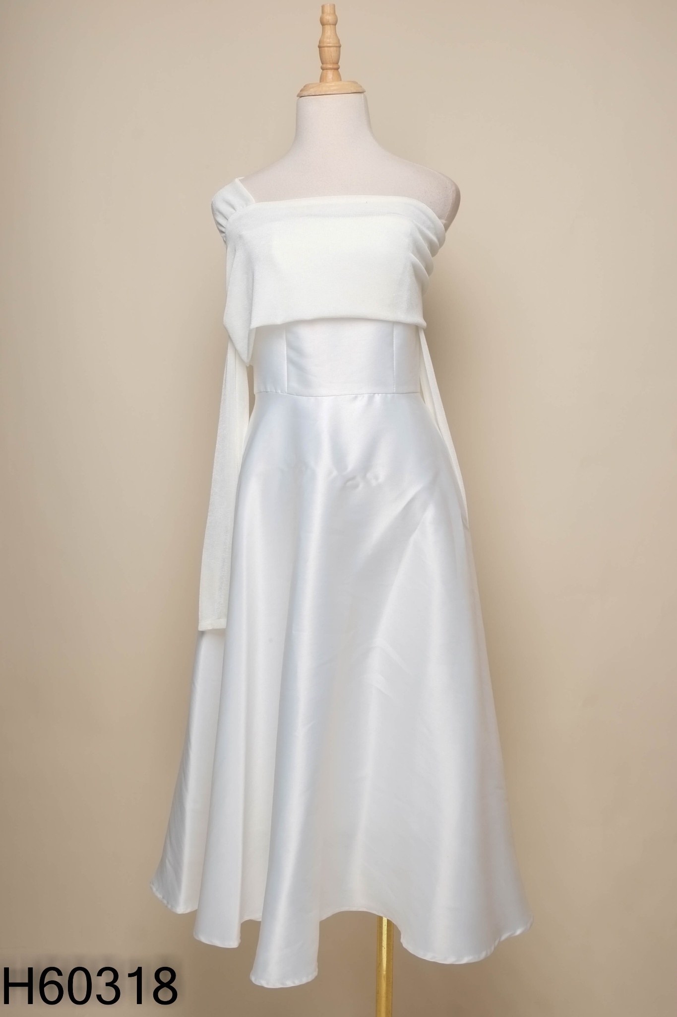 Váy KM DESIGN taffta trắng