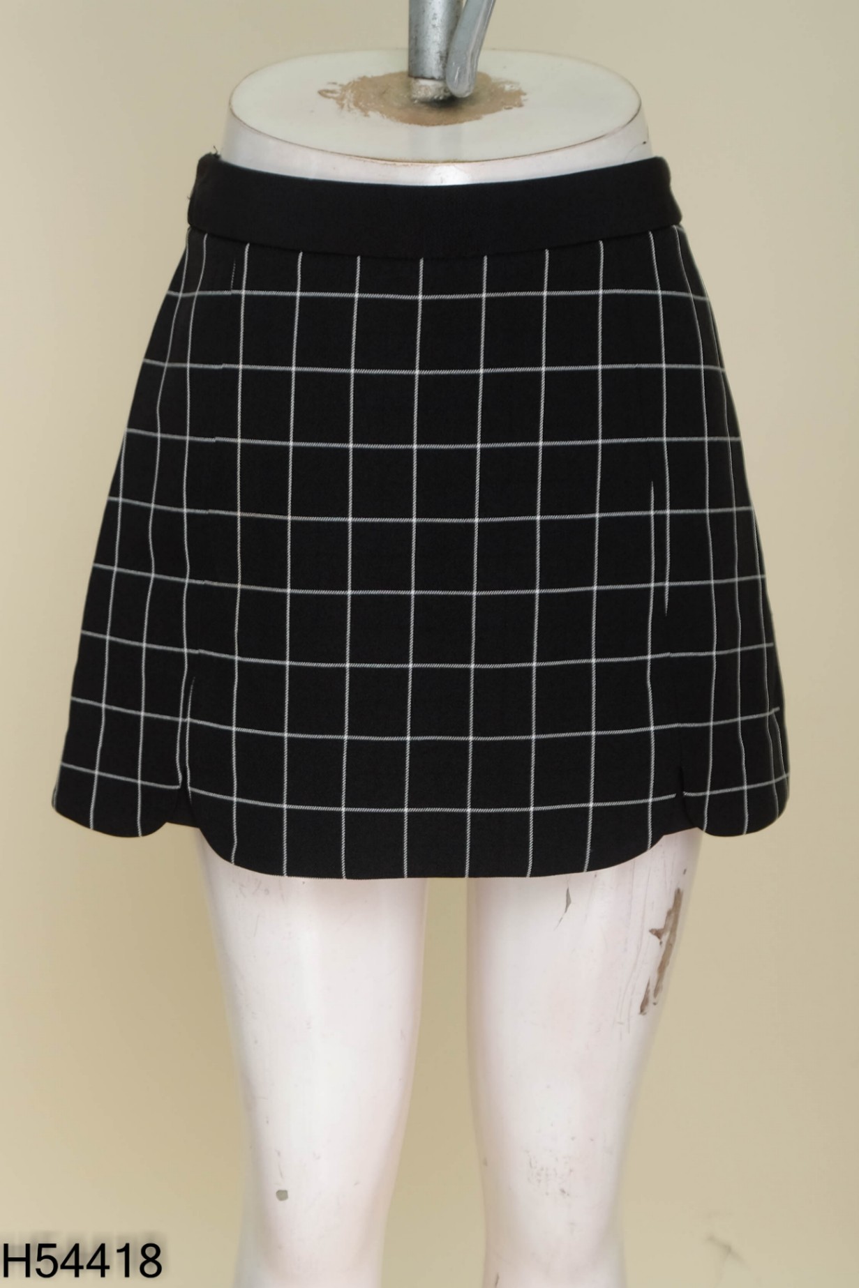 Quần IVY MODA đen kẻ trắng