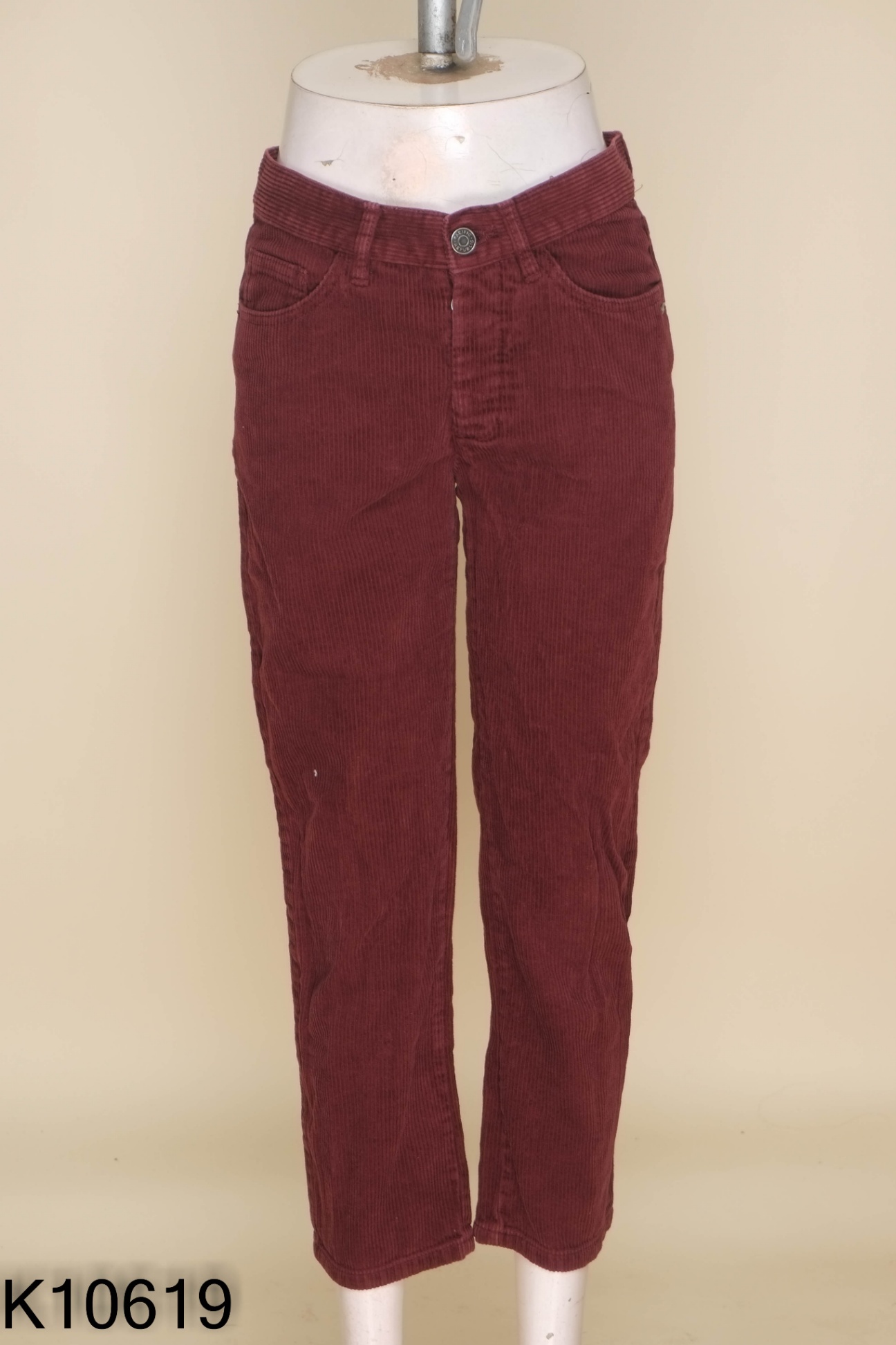 Quần nhung tăm PULL BEAR đỏ mận
