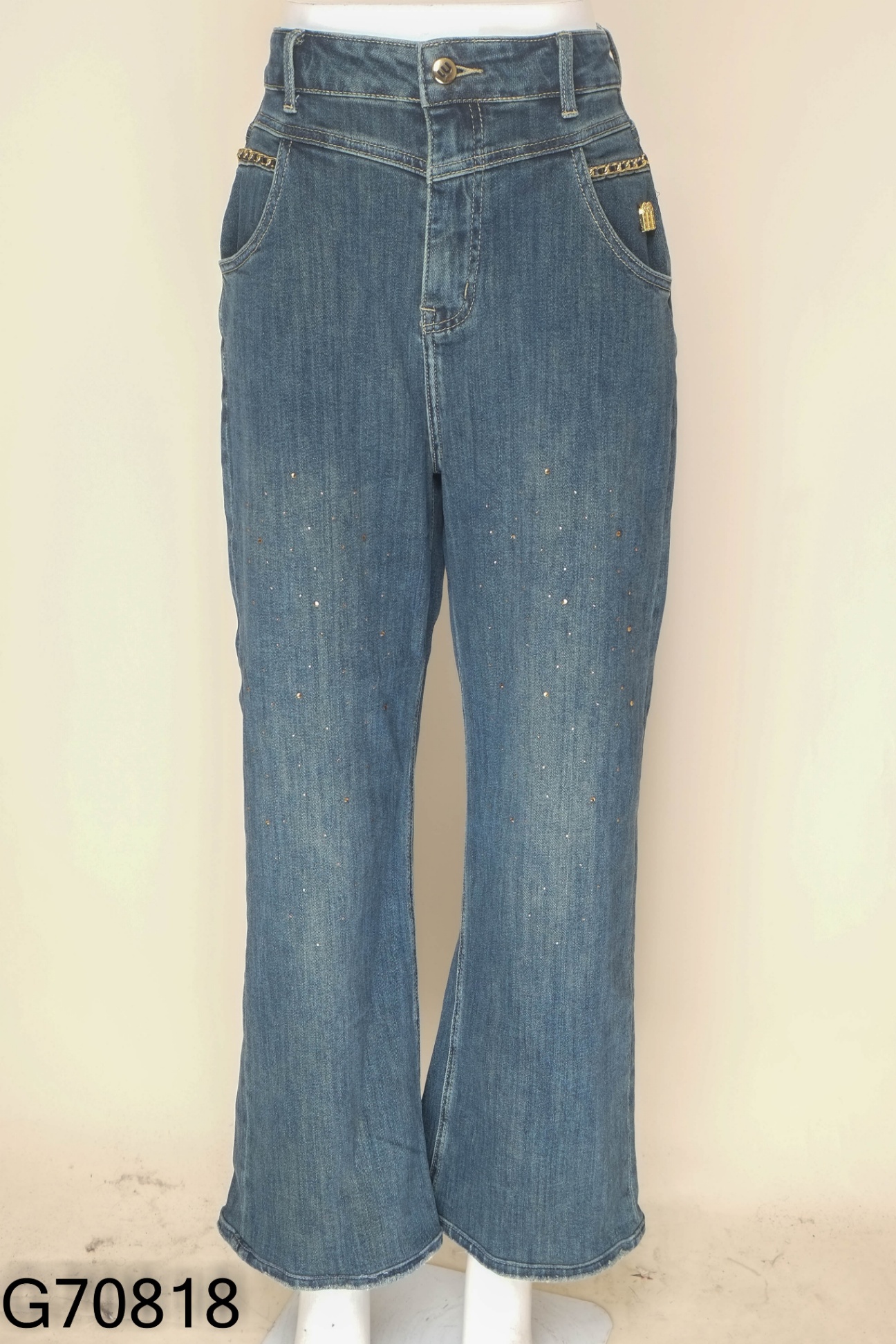 Quần jeans xanh đính đá QCCC