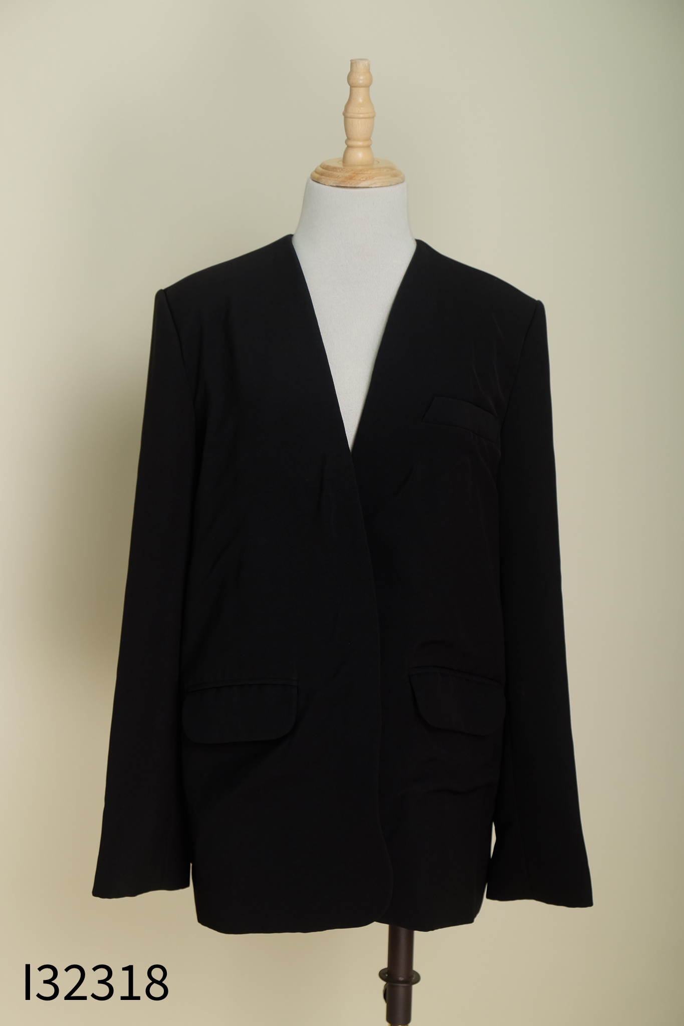 Blazer BASICBAE.98 đen trơn