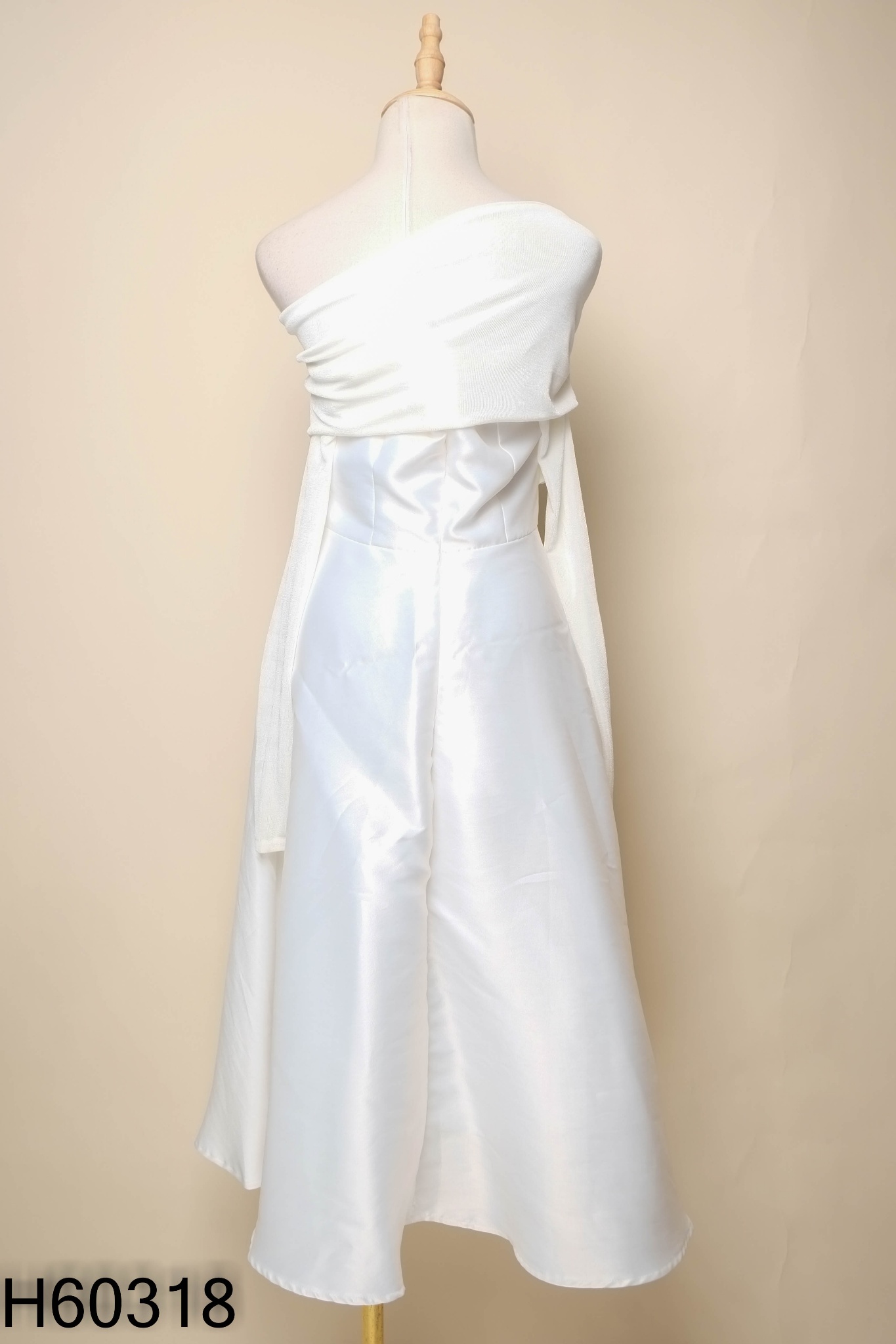 Váy KM DESIGN taffta trắng