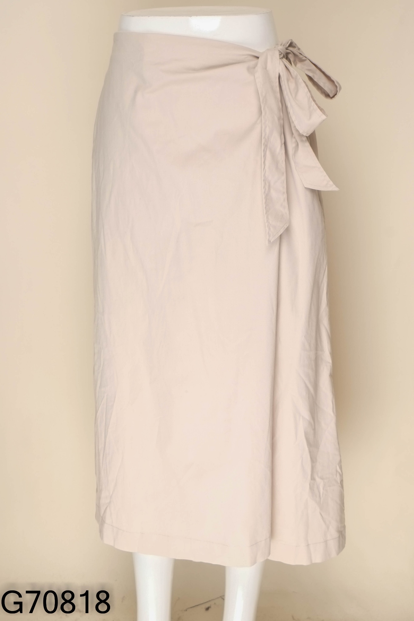 Quần giả váy UNIQLO kaki be