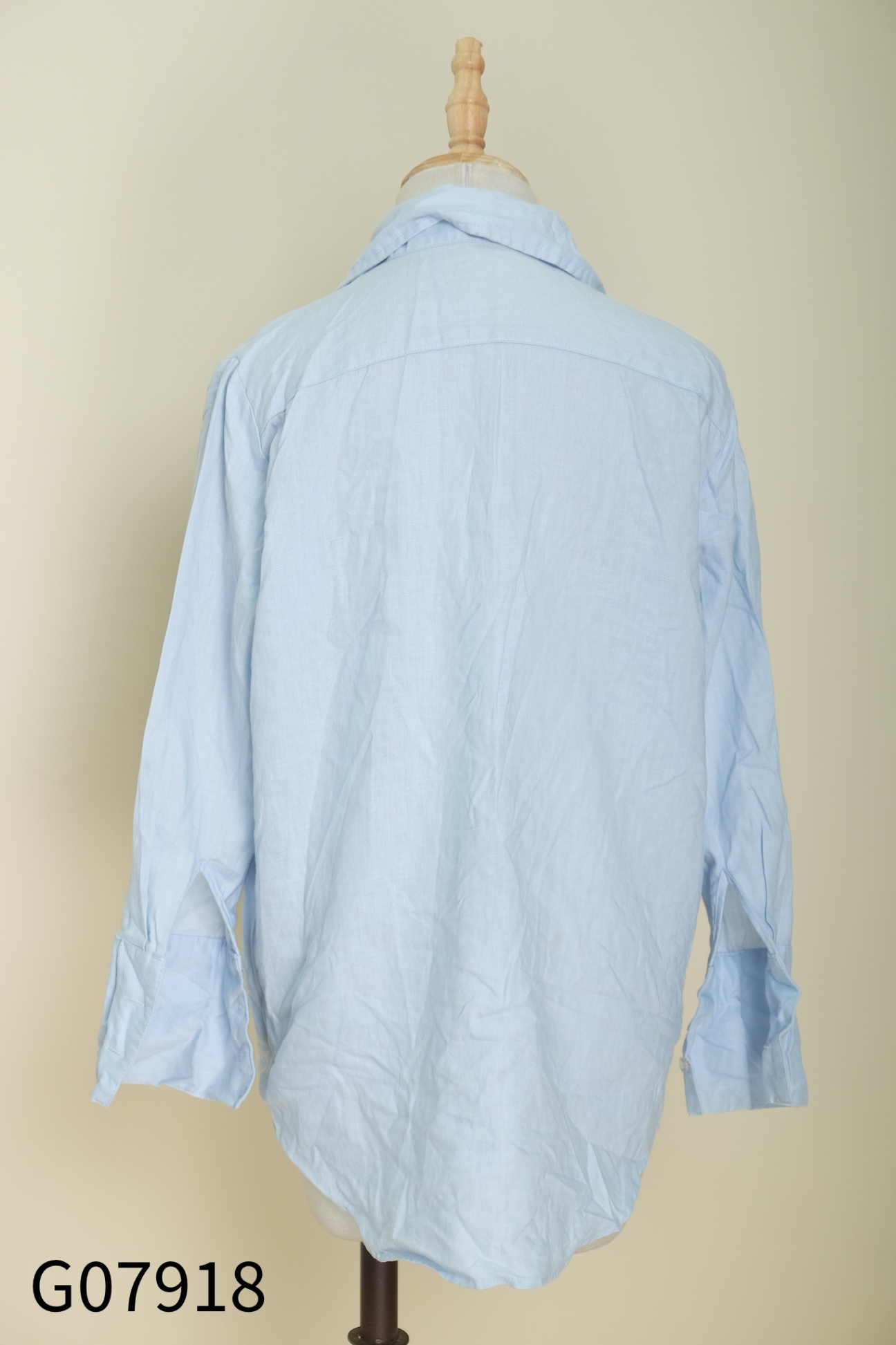 Áo sơ mi xanh linen