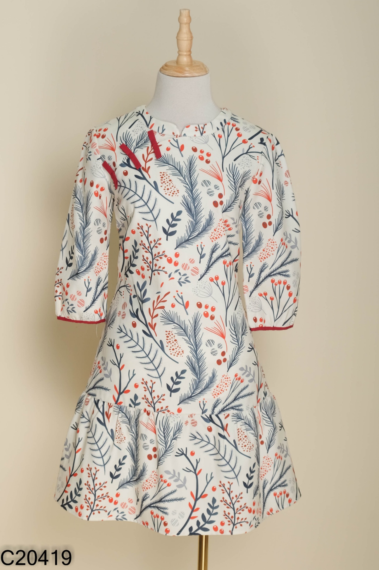 Váy be hoa ADORE DRESS cổ tàu