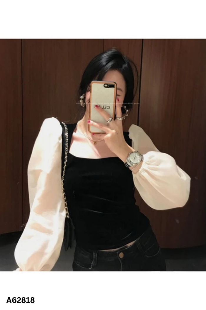Áo nhung đen phối voan be