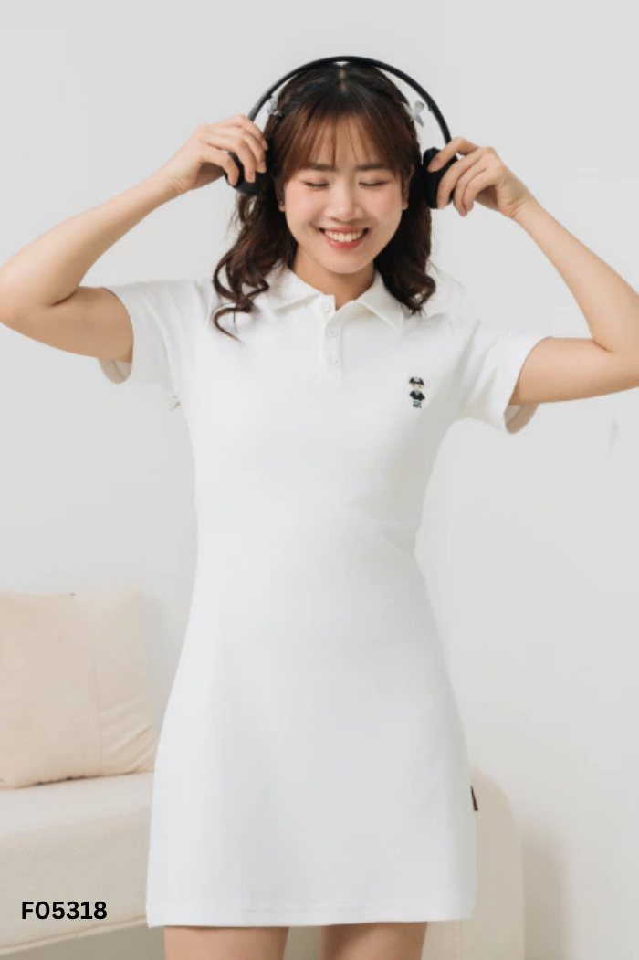 Váy NOAM trắng cổ polo