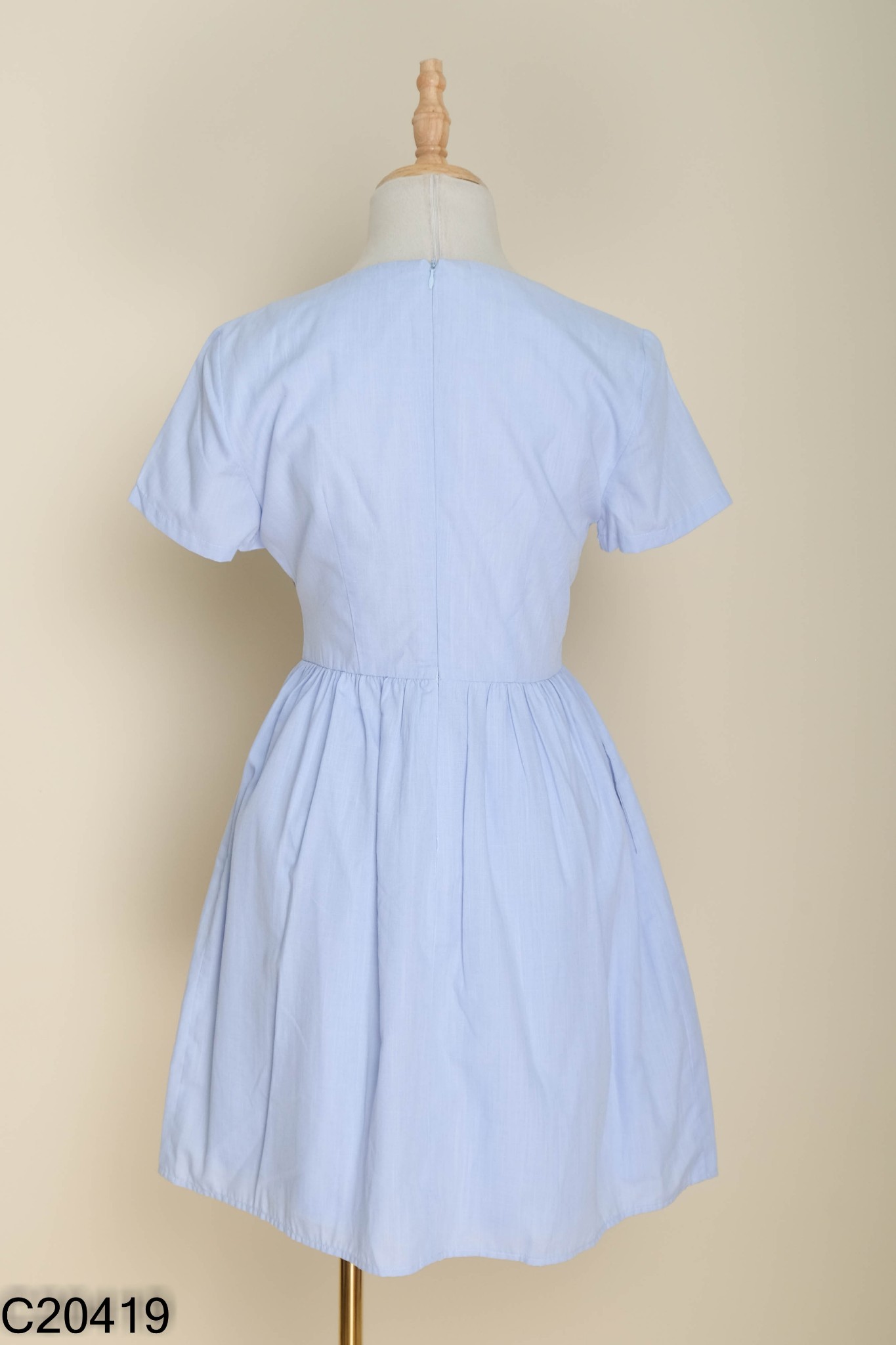 Váy xanh ADORE DRESS thêu họa tiết