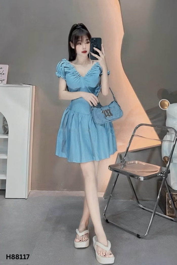 Váy jeans xanh dúm chun viền