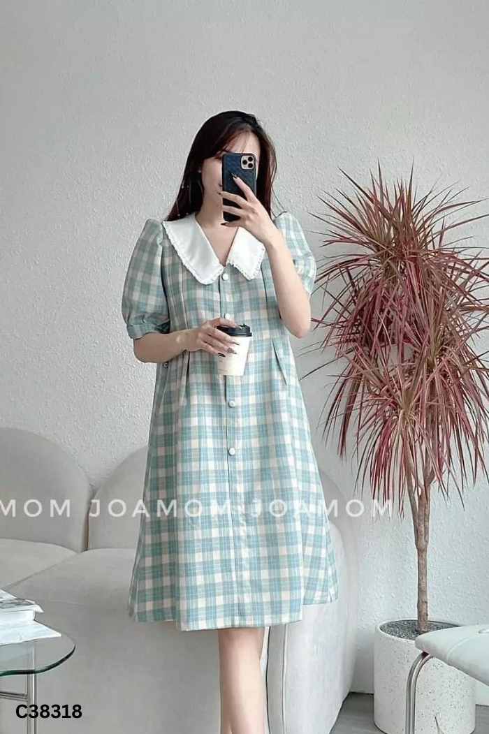 Váy suông xanh kẻ be cổ trắng