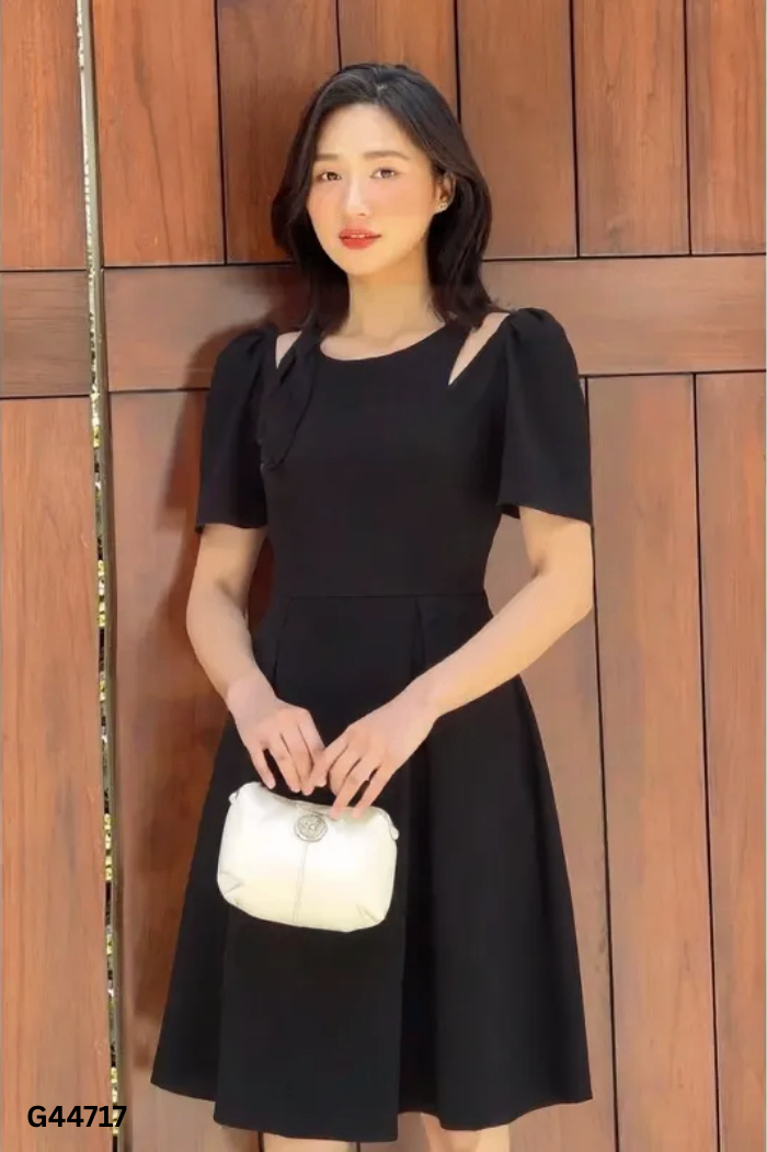 Váy MARYJANE đen trơn