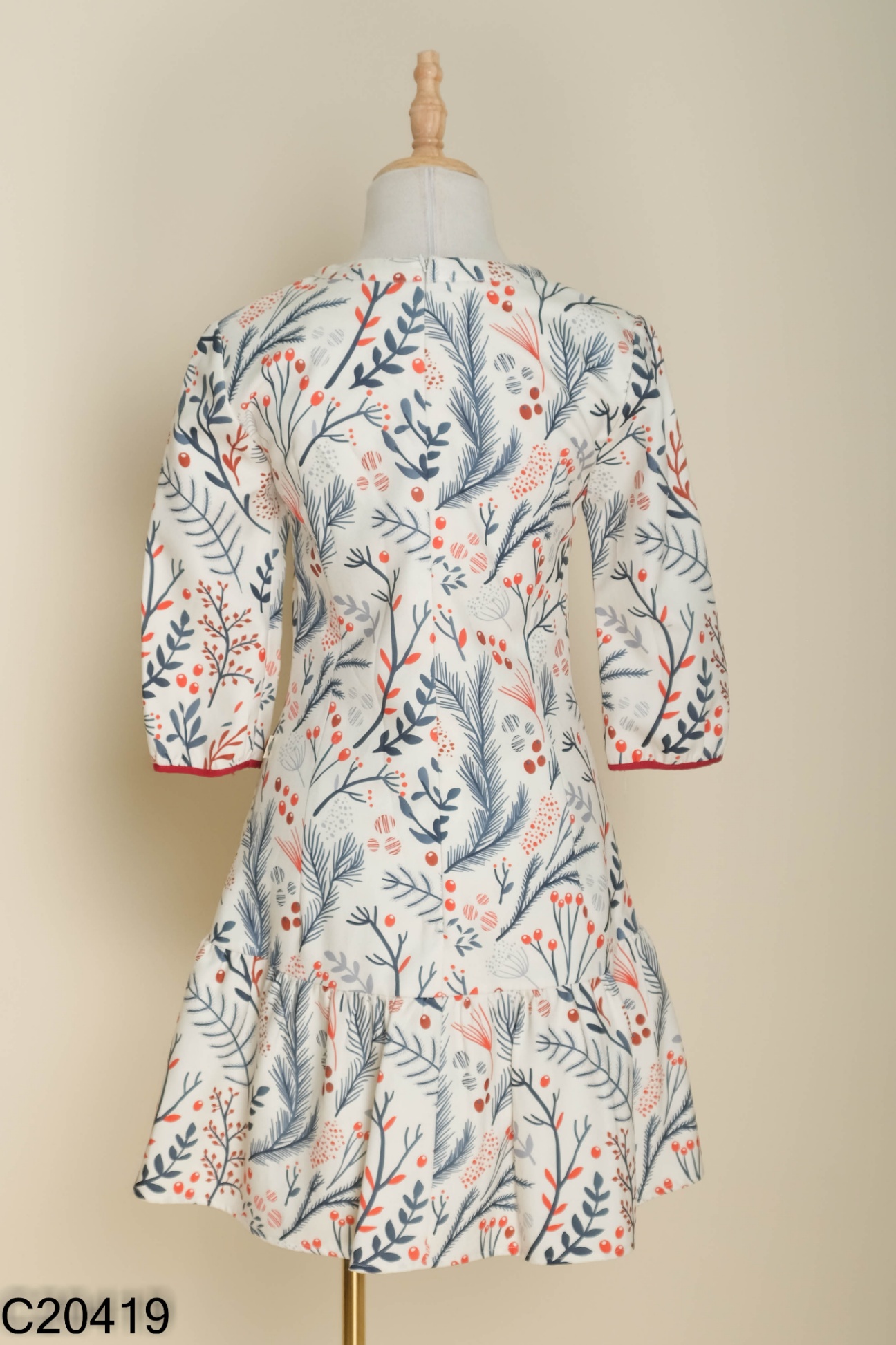 Váy be hoa ADORE DRESS cổ tàu