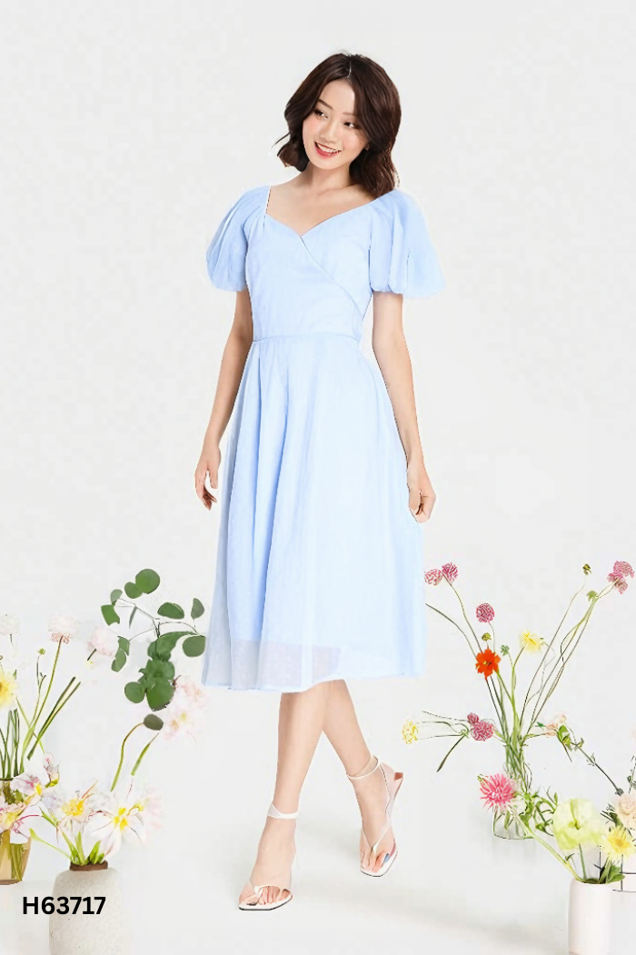 Váy xanh lấp lánh