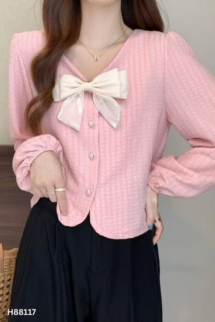 Áo hồng nơ be cúc ngọc