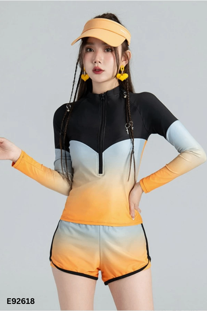 Áo tập đen phối xanh vàng