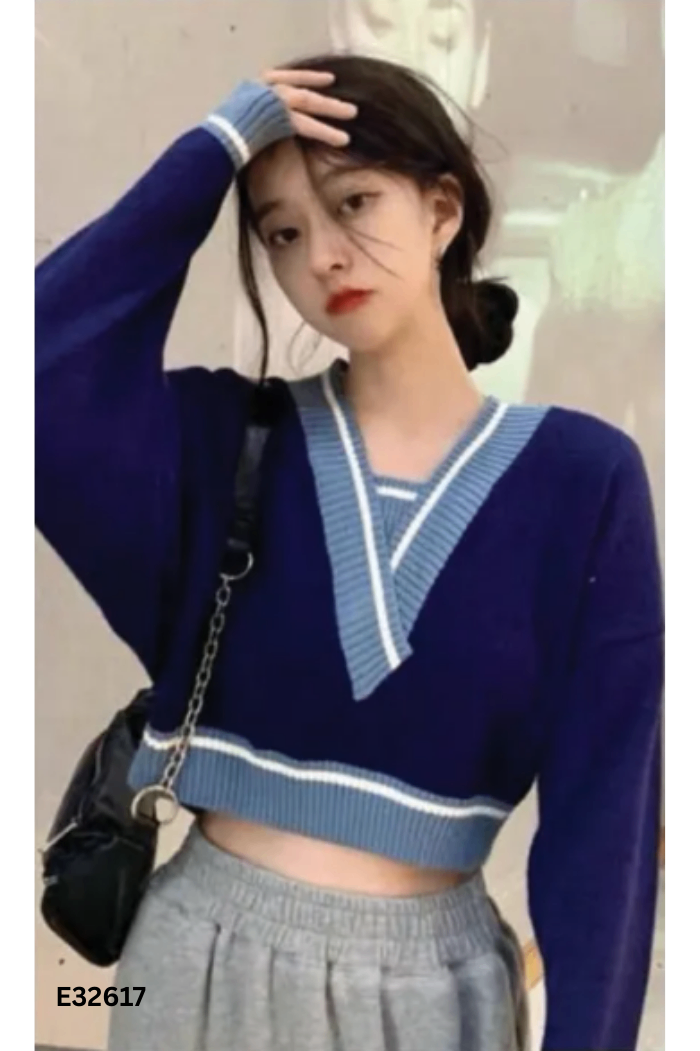 Áo len LOVITO xanh cổ V