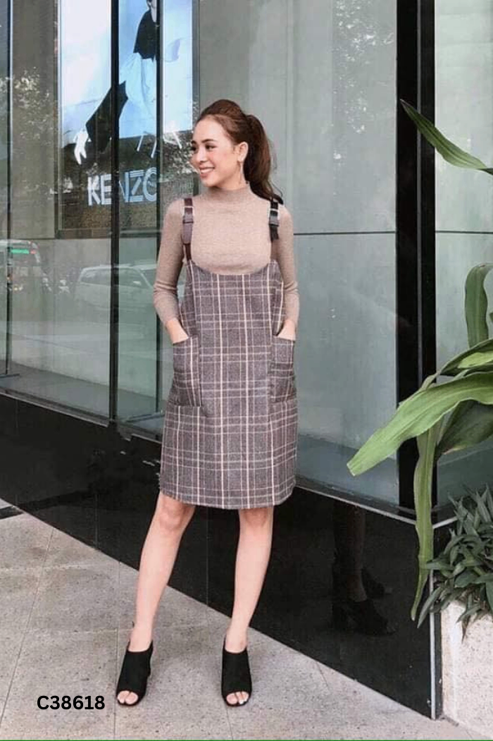 Yếm váy nâu xám kẻ
