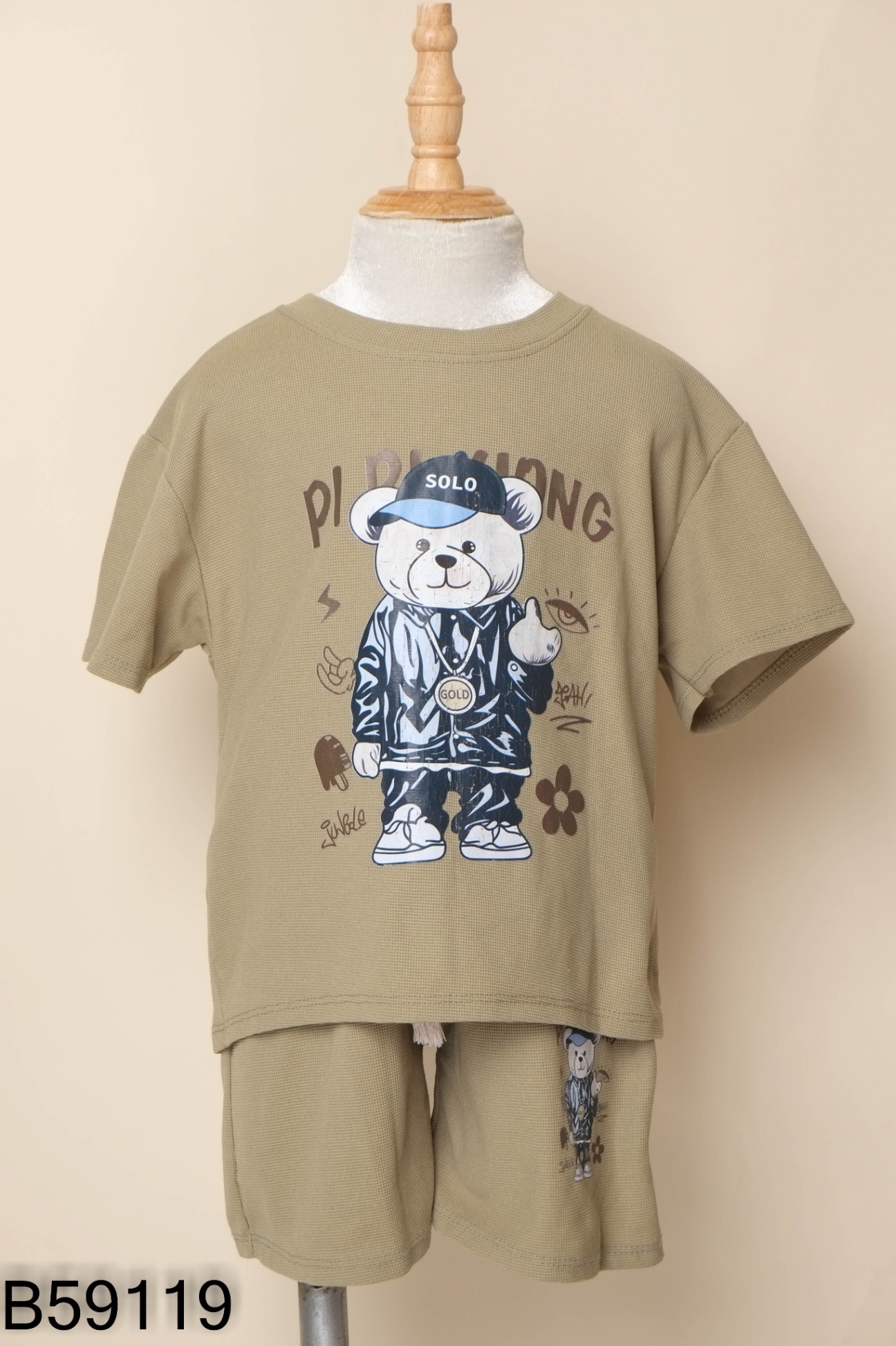 Set xanh lá áo thun + quần shorts kid
