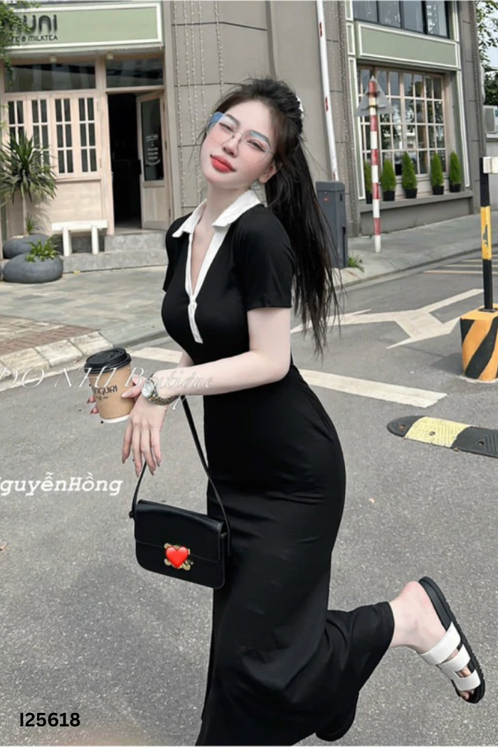 Váy thun đen cổ trắng