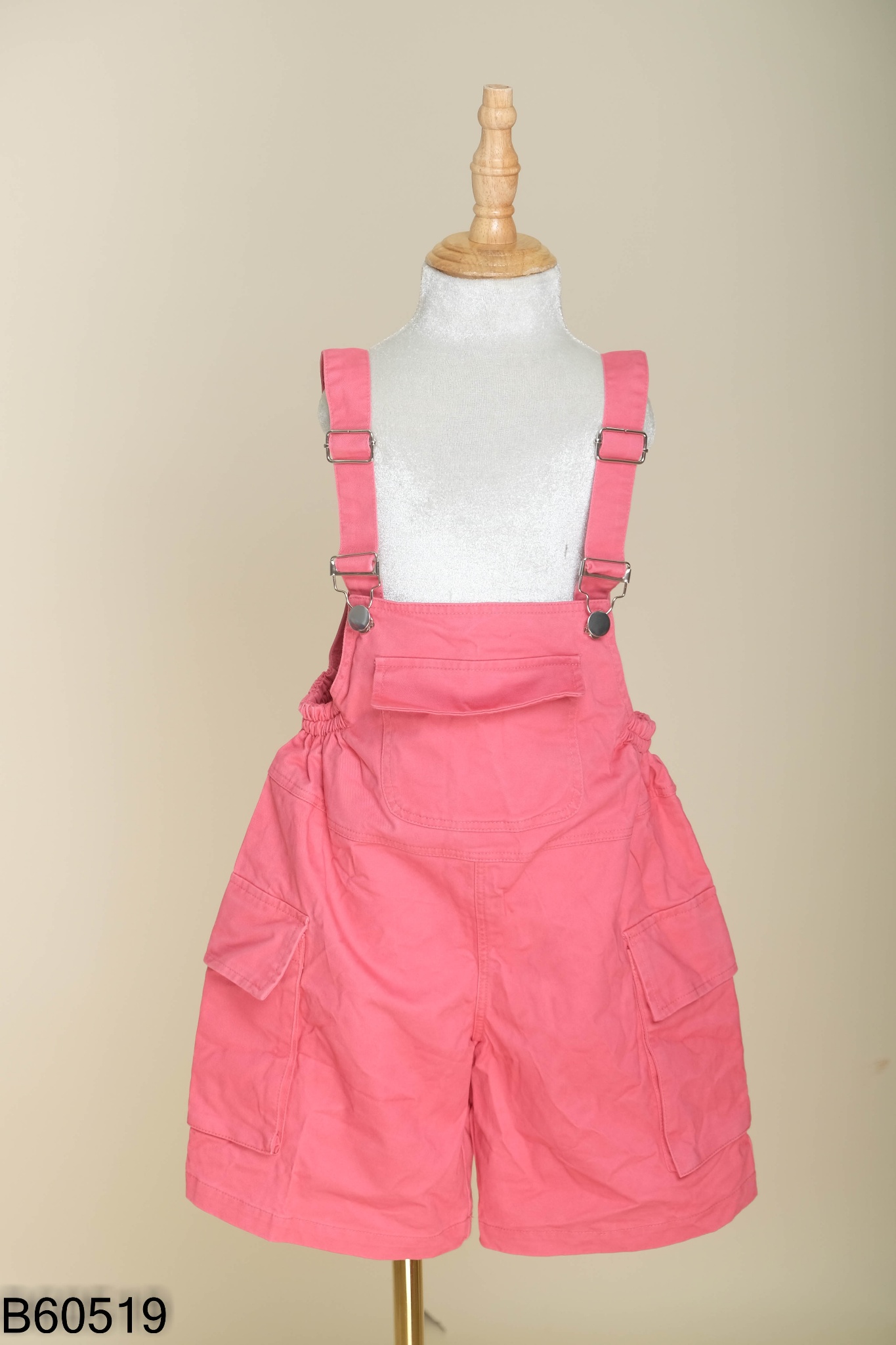 Quần yếm hồng KIDS