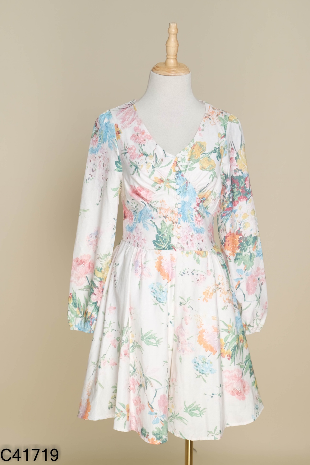 Jumpsuit be họa tiết xanh hồng