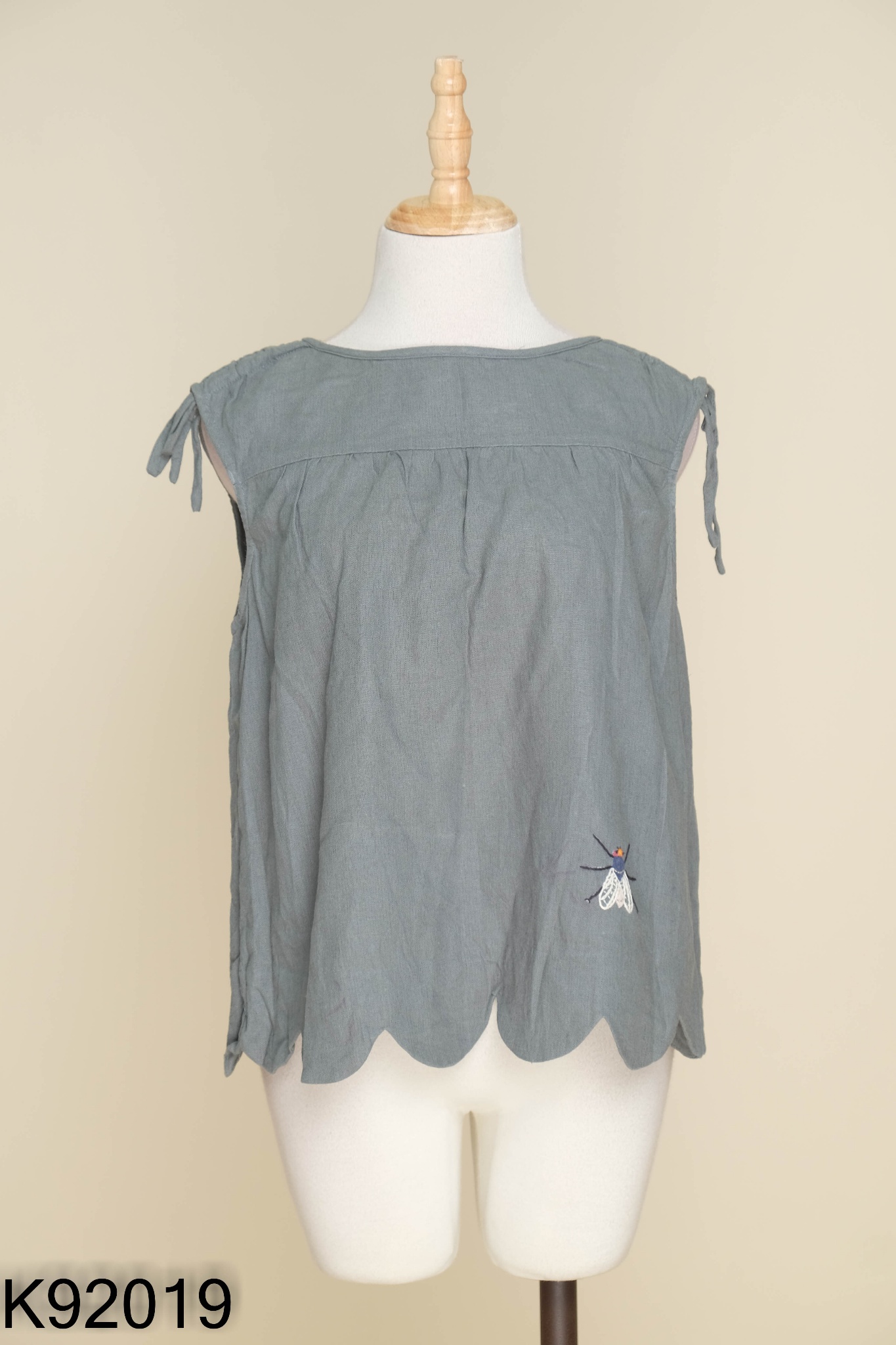 Áo linen HANDS xanh