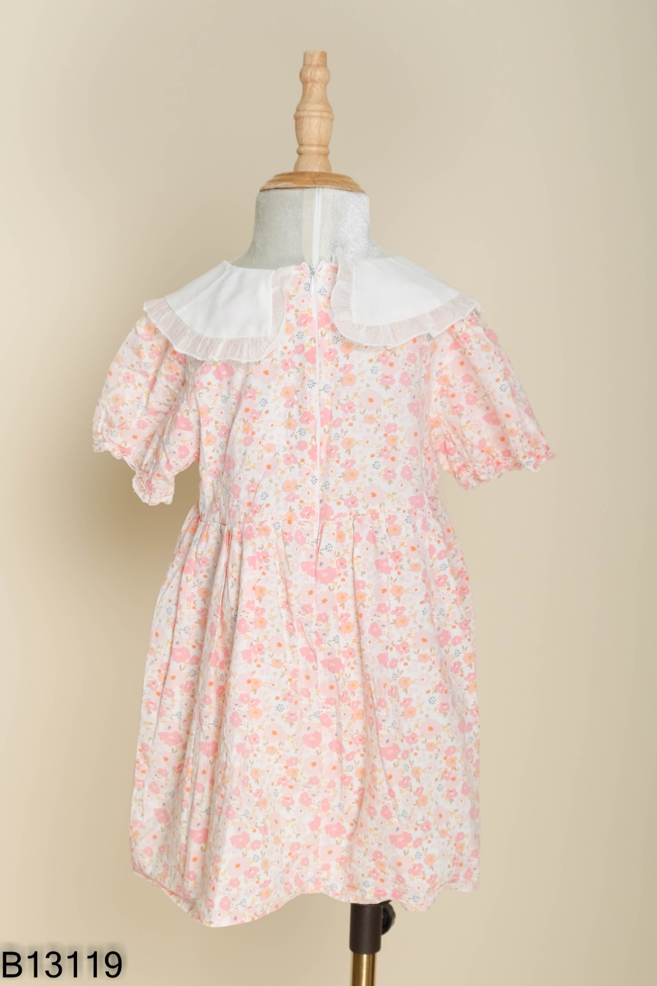 Váy hoa hồng cổ trắng KIDS