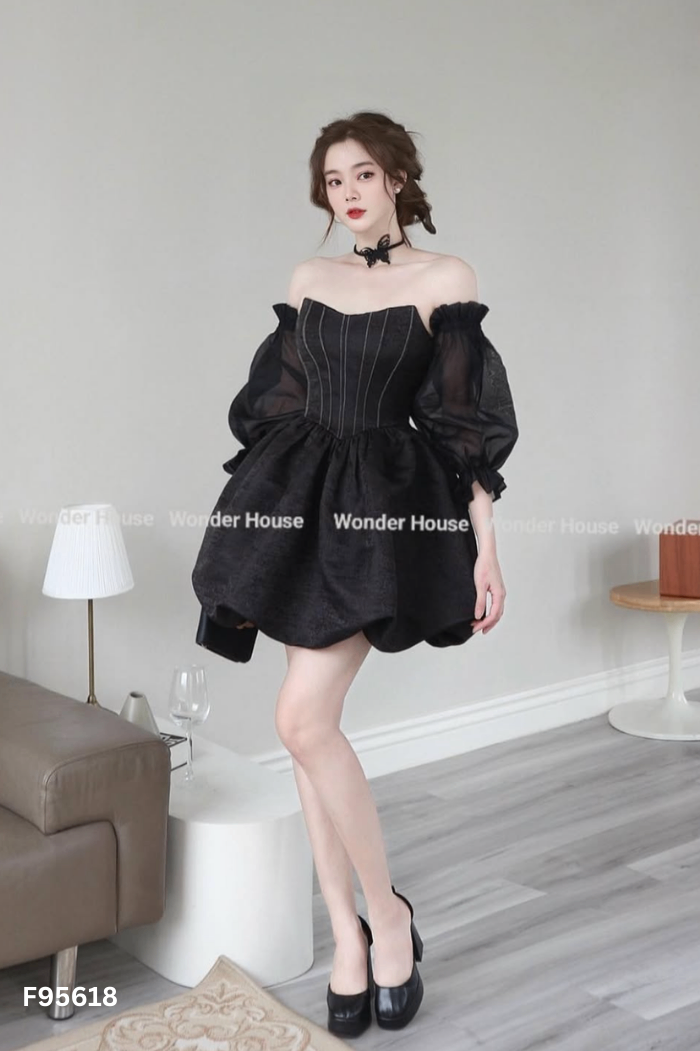Váy WONDER HOUSE đen trễ vai