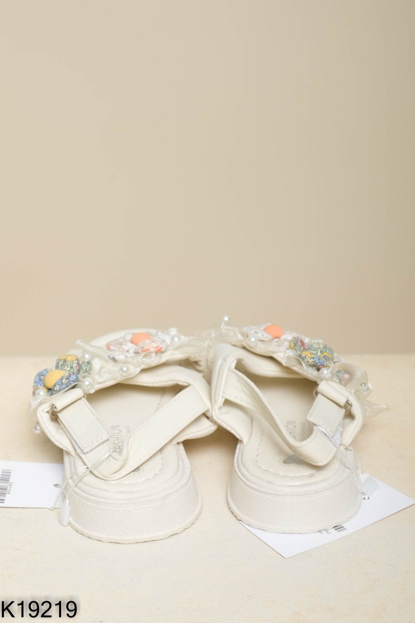 NEWTAG Sandals be đính hoa KIDS