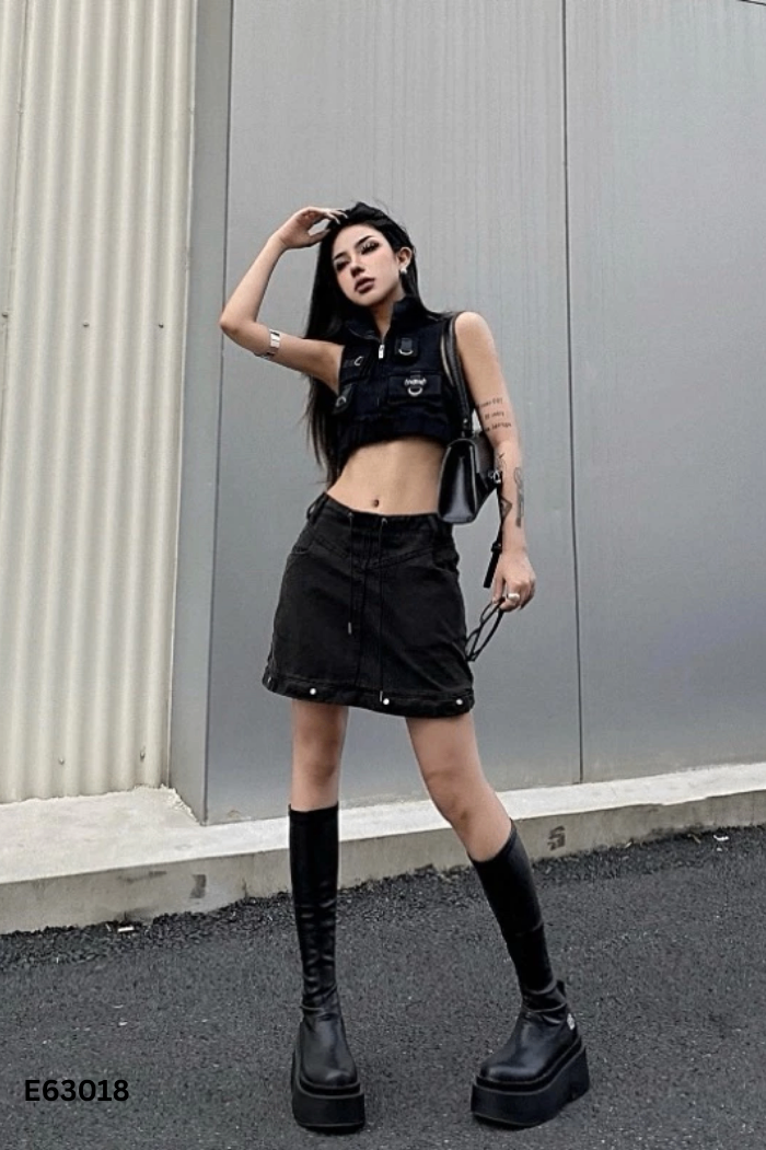 Chân váy jeans đen túi hộp dài
