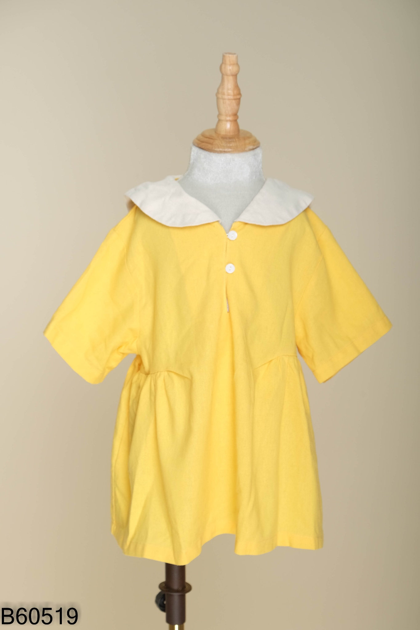 Áo linen vàng cổ be KIDS
