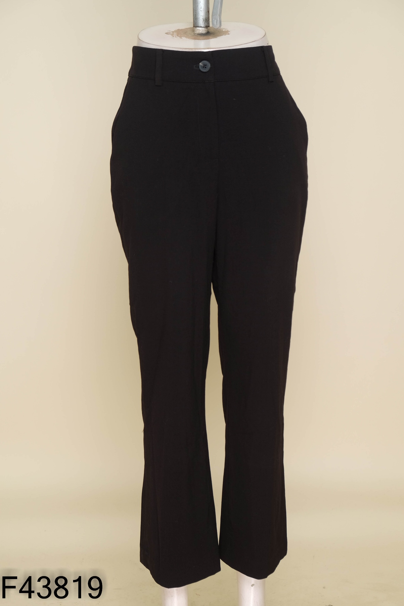Quần MIXXO đen trơn