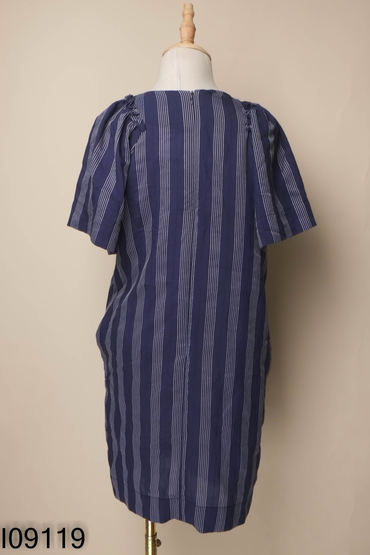 Váy IVY MODA xanh kẻ trắng