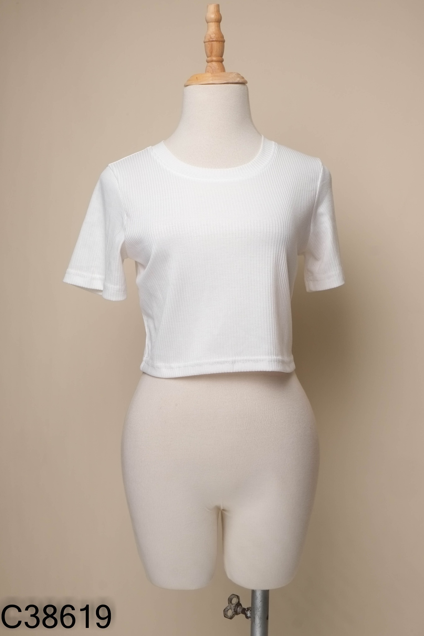 Áo trắng croptop