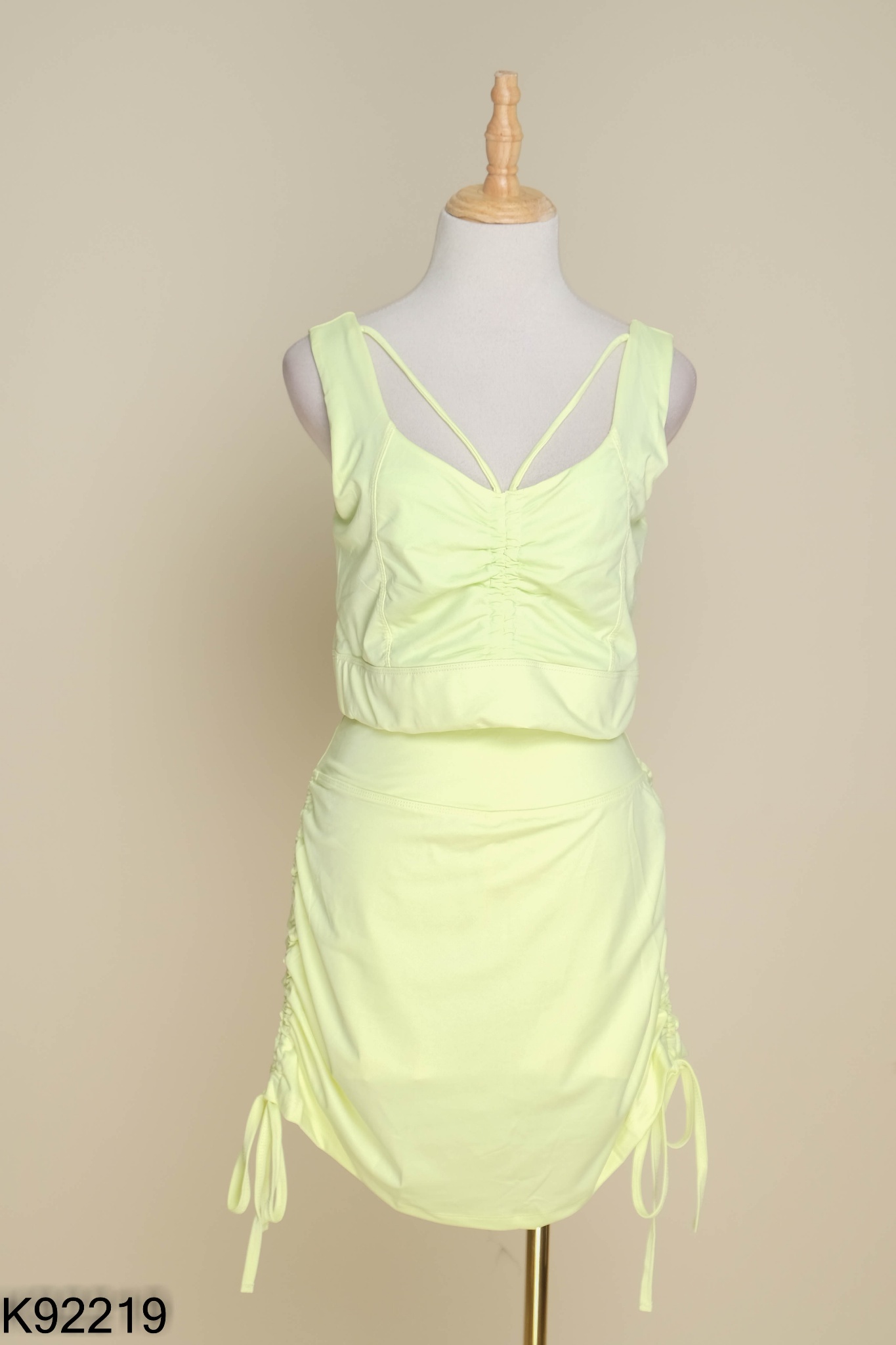 NEWTAG SET Đồ tập xanh vàng