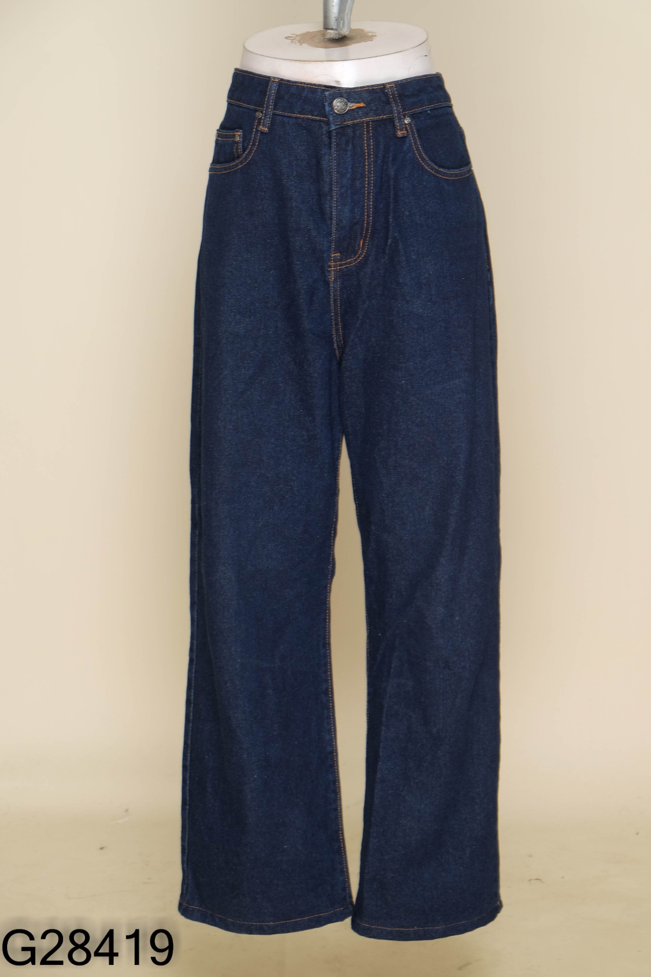 Quần jeans xanh đậm