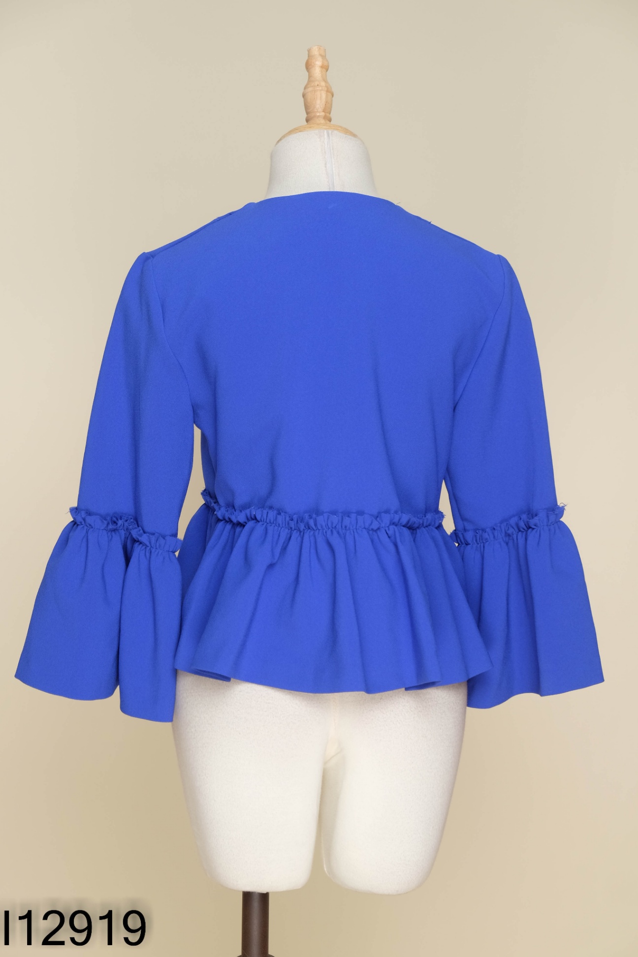 Áo xanh coban TOPSHOP tay loe