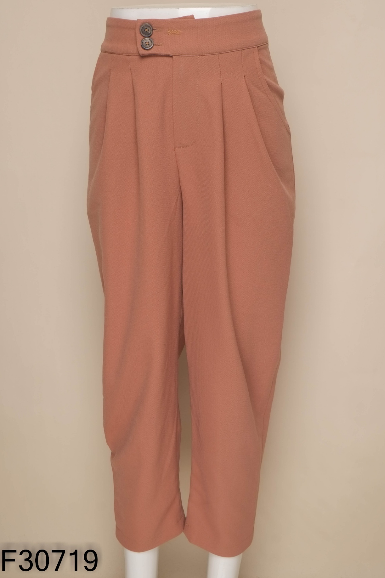 Quâng baggy vải nâu đất