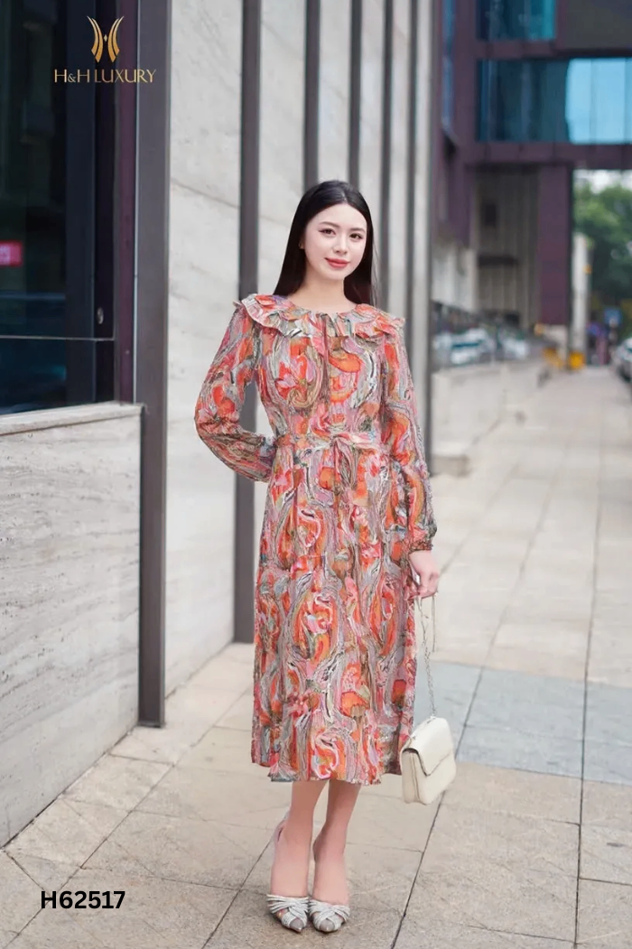 Váy H&H LUXURY họa tiết đỏ cam xanh