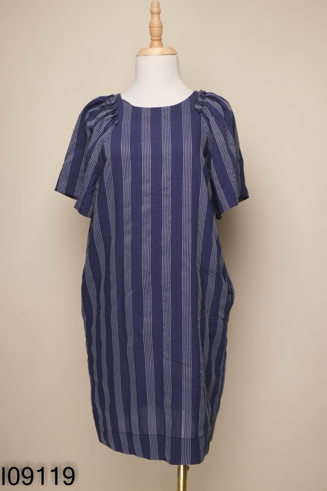 Váy IVY MODA xanh kẻ trắng