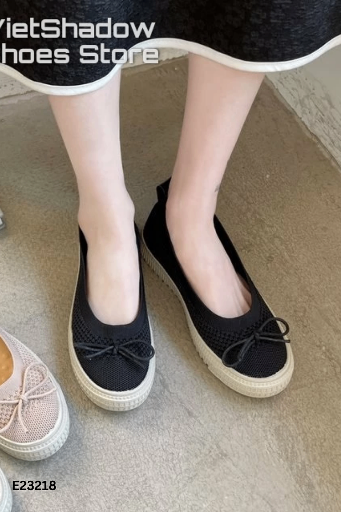 Giày đen đế be đính nơ 3P