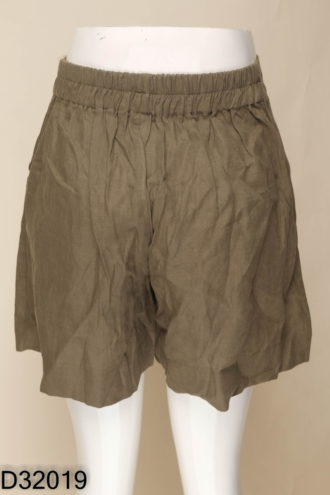 Quần linen xanh short