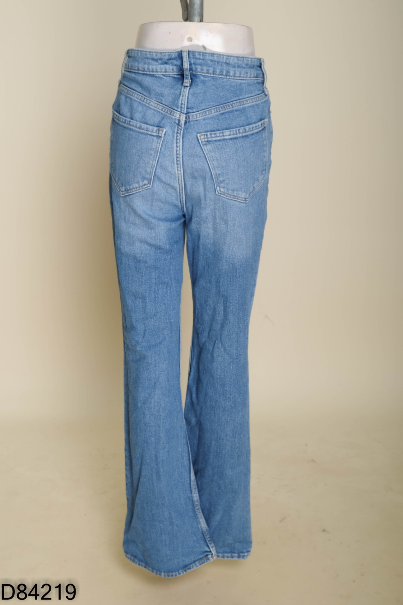Quần jeans OLD NAVY xanh loe