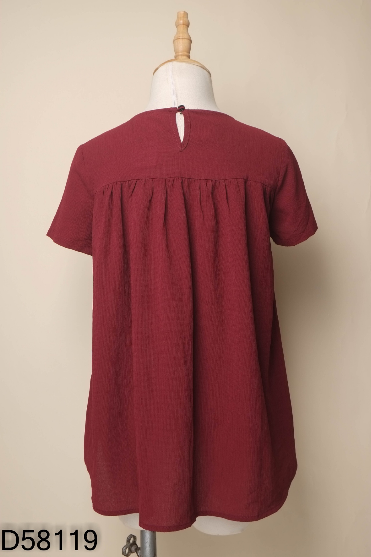 Áo 92WEAR đỏ rượu