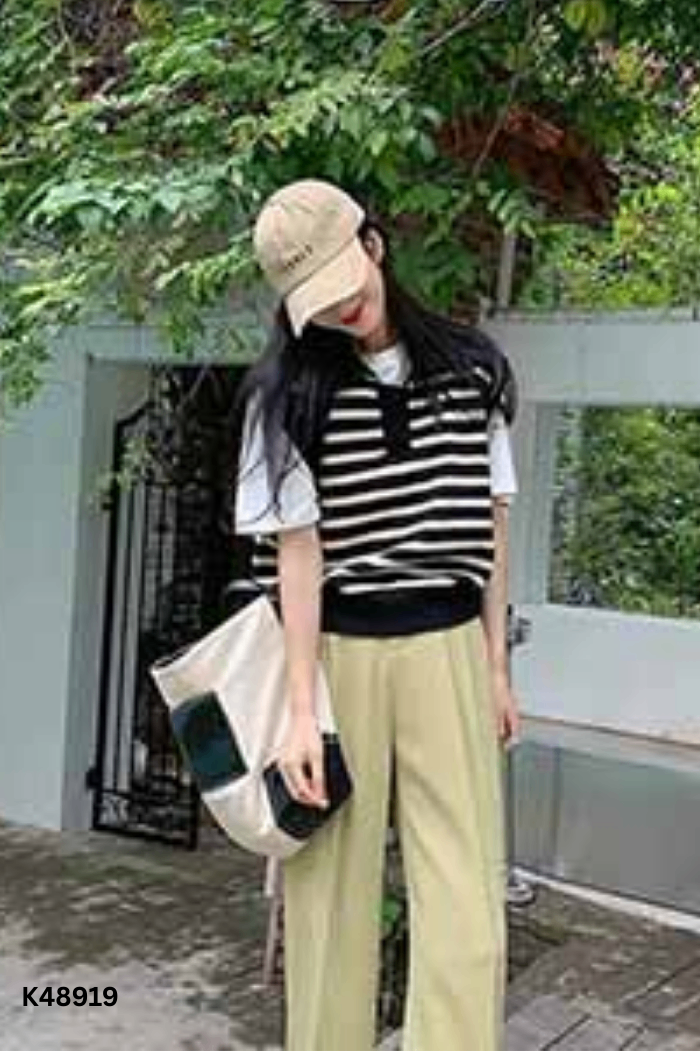Áo đen kẻ trắng cổ bẻ