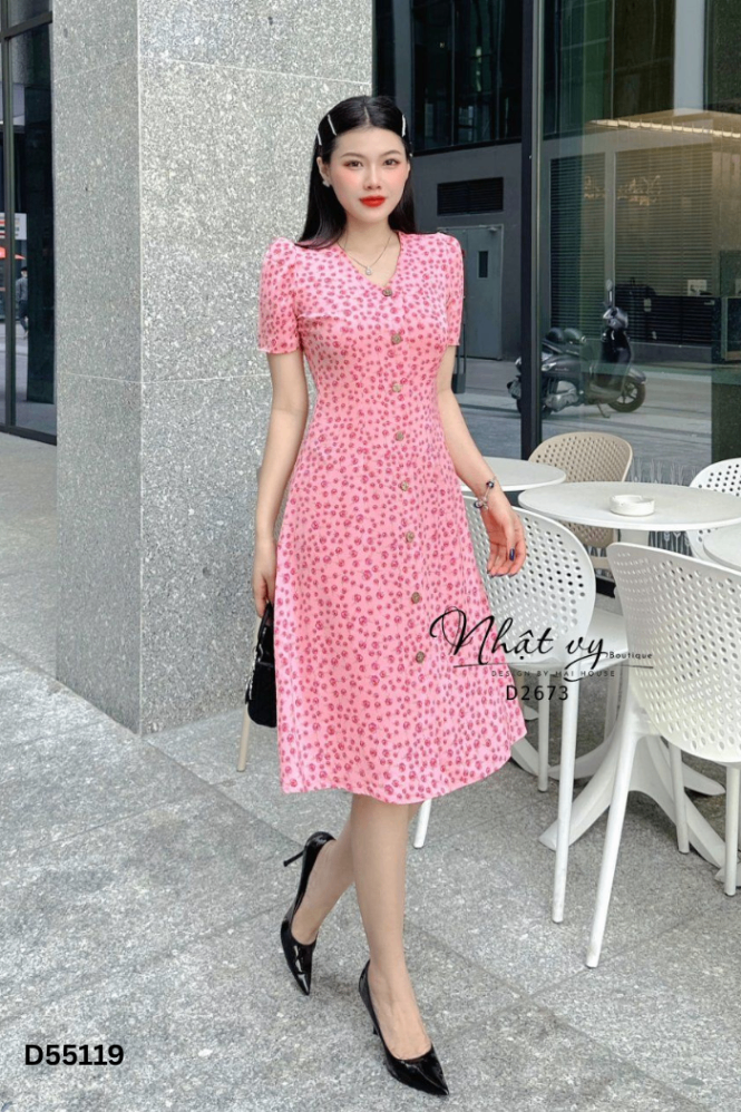 Váy LAEM trắng họa tiết đỏ