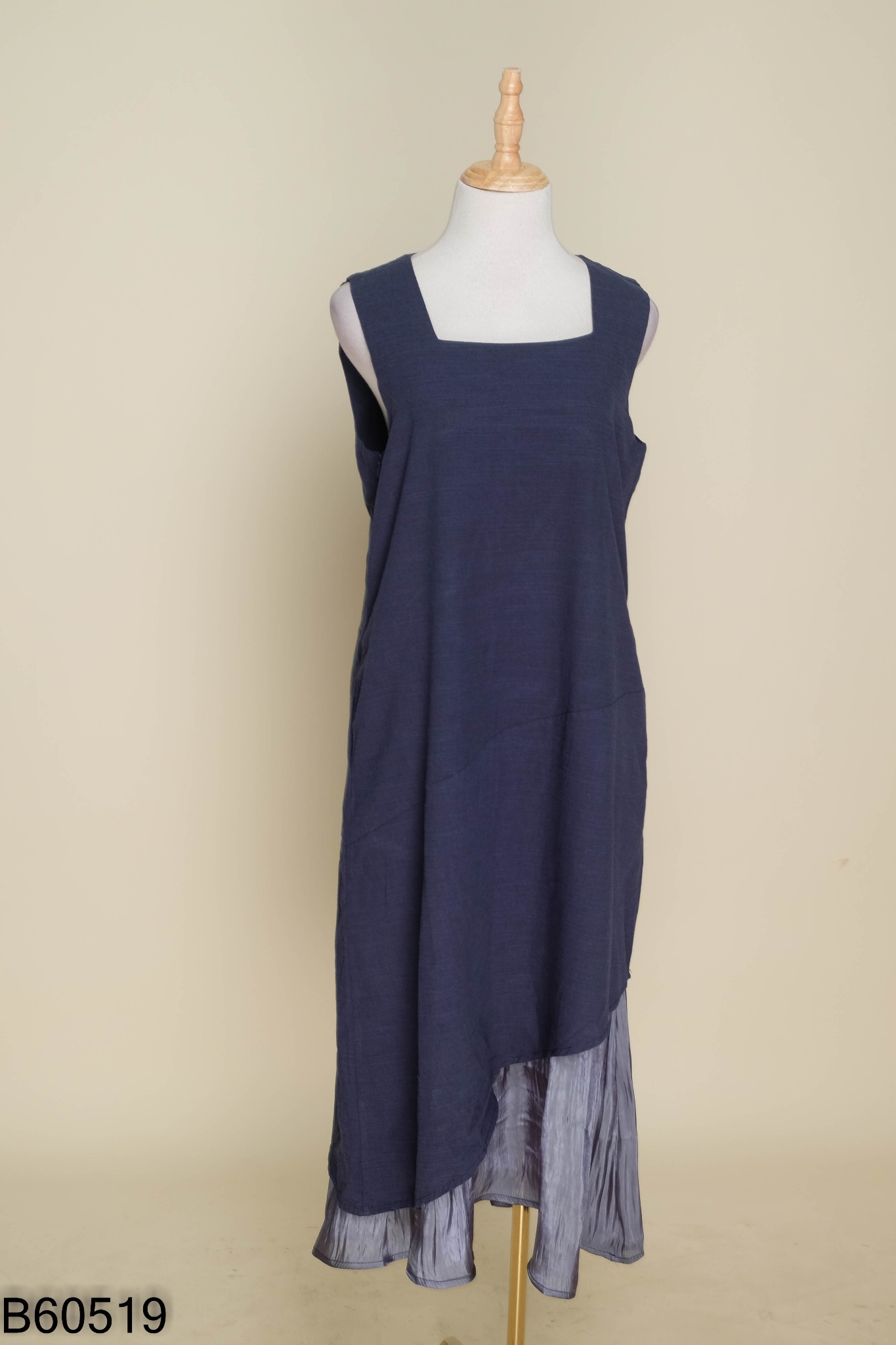Váy linen xanh than phối organza