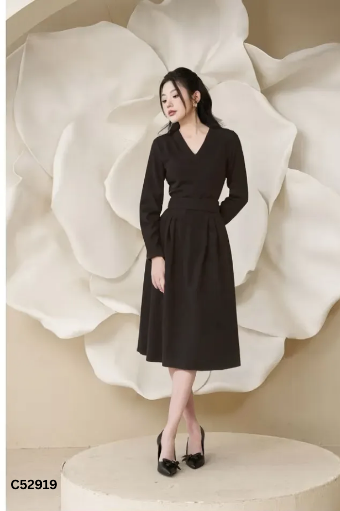 NEWTAG Váy đen xòe trơn
