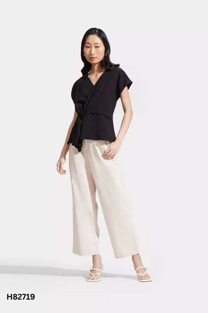 Áo đen cổ V xoắn eo