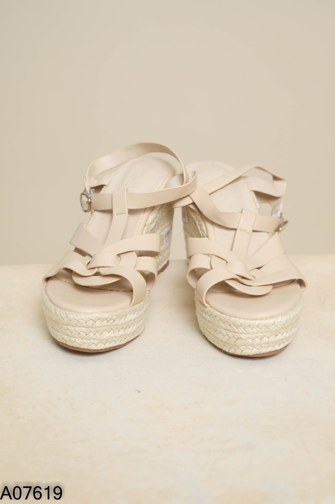 Sandals đế xuồng be phối cói